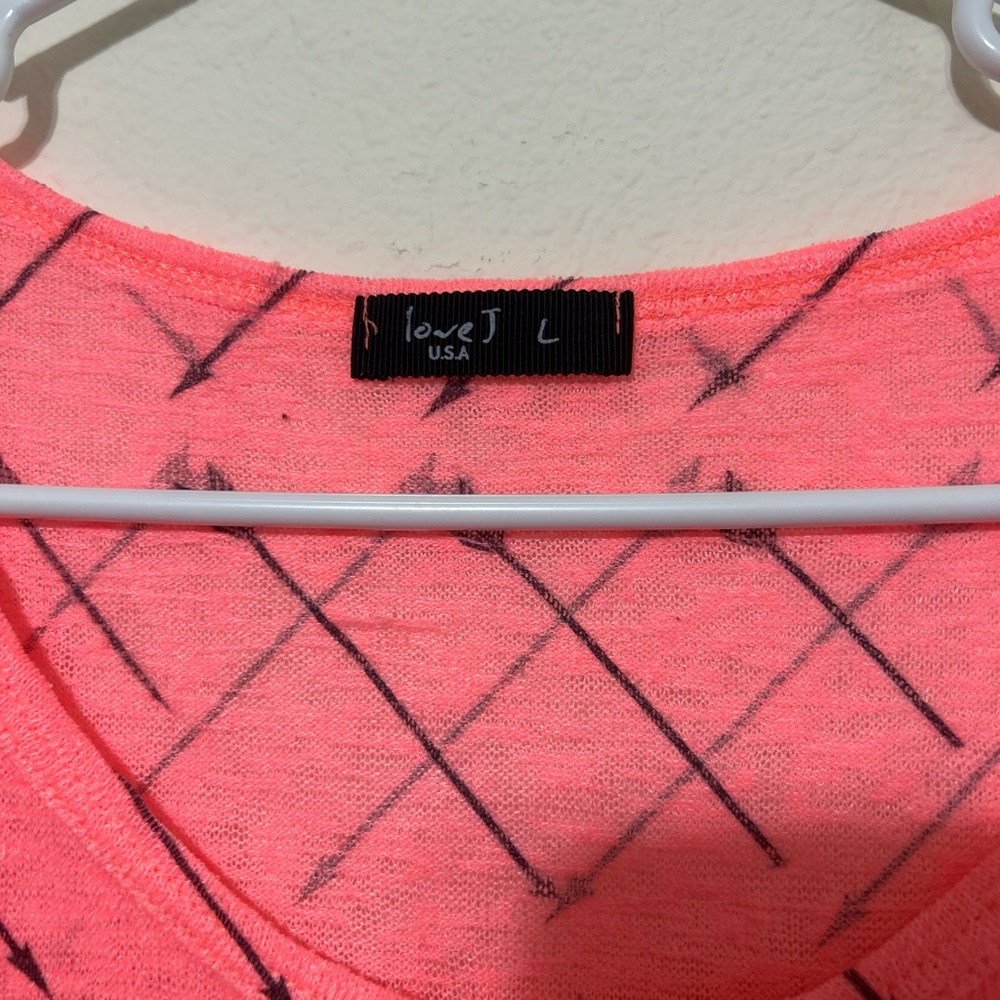 Love J Pink Arrow Pattern Blouse - Picture 2 of 6